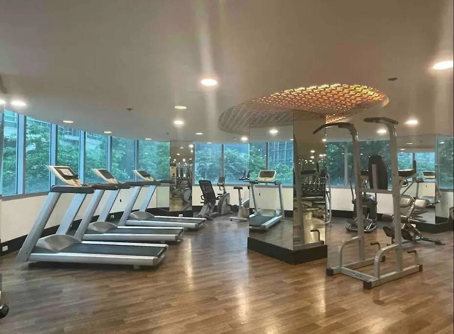 Gora Studio In Avant Bgc Parking With Fee Manila 0*,  Philippinen