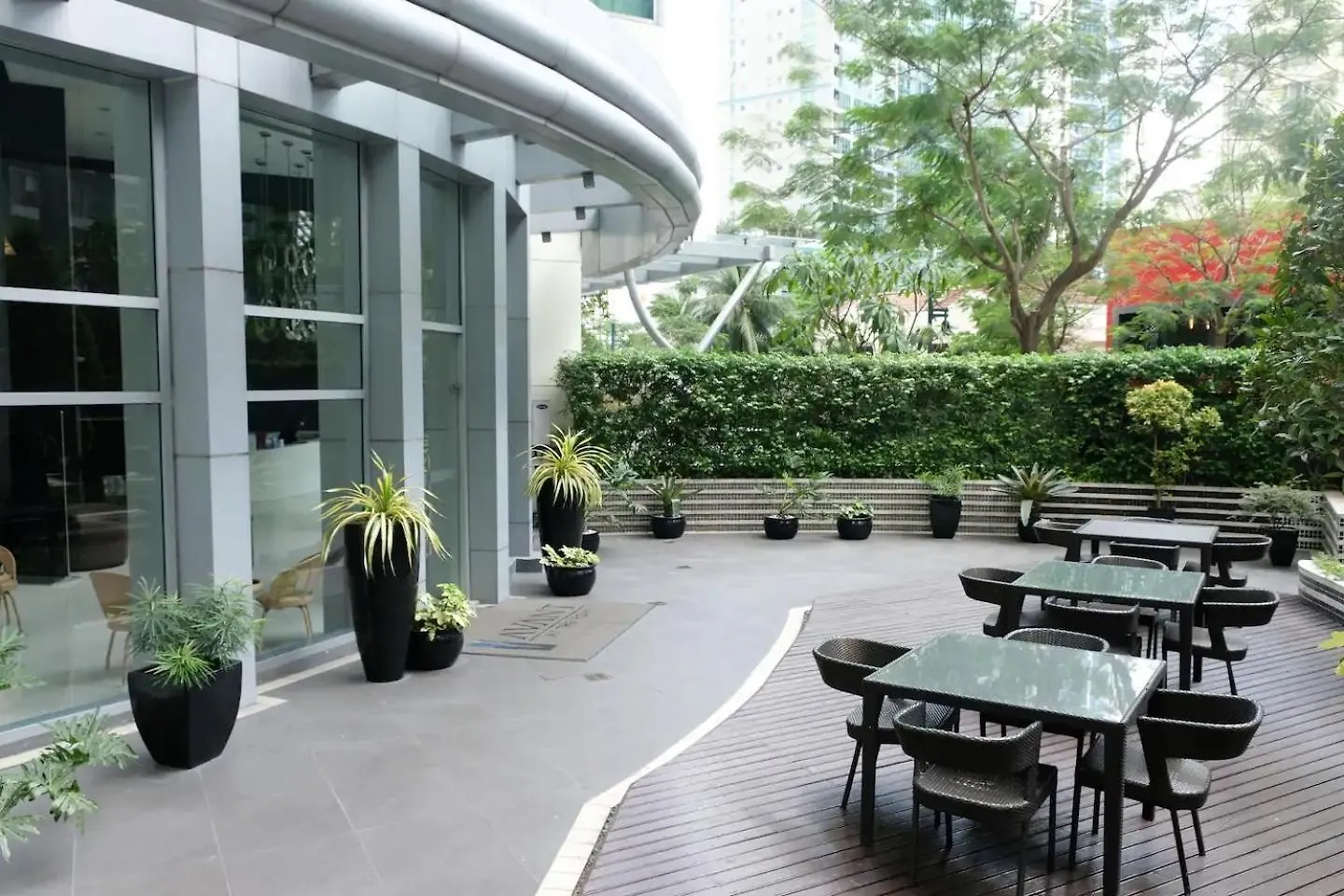 Apartment Gora Studio In Avant Bgc Parking With Fee Manila